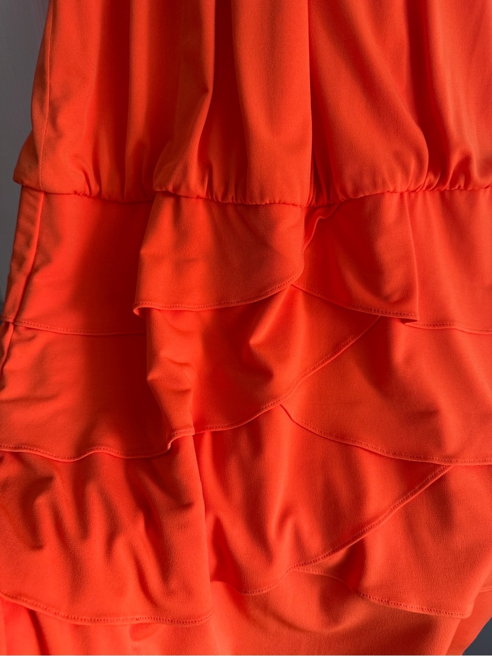 Cache Coral Orange Halter Dress Size 4 Gold Chain Neck Tiered Ruffle Cocktail - Picture 14 of 16